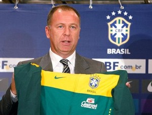 mano menezes